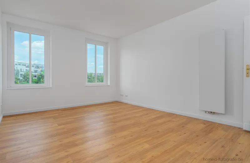 Erstbezug nach Kernsanierung 2-Zimmer-Altbau mit Wohnküche, Bad und Balkon in Berlin-Köpenick — photo 1
